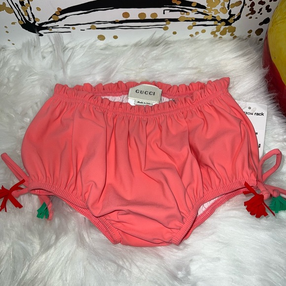 FINAL SALE 🌼✨GUCCI swimming baby girl bottoms - Picture 2 of 6